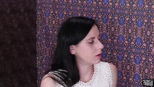 Audrey tatil dağınık bir bj verir