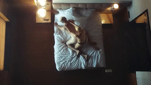 Kız adam sikikleri - strapon ile ilişkilendirme (kamera)