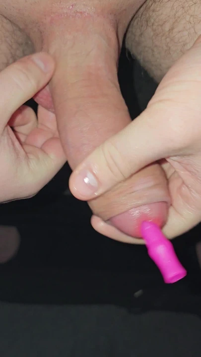 Yarağıma üretral oyuncaklar sokuyorum ve sonunda boşalıyorum. | Klip 1