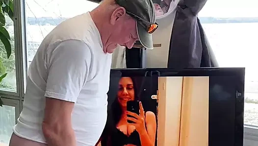 özçekim cumm haraç için Dragana gösterir