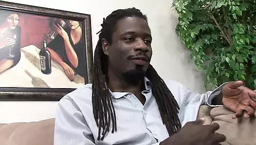 Petra Davis'in çekinmeyen bir esmerle ırklararası videosu