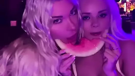 her şeyi paylaşırız