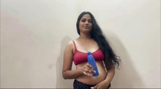 BEAUTIFUL HOT DESI STEPSISTER GIVES HANDJOB AND MASSAGE