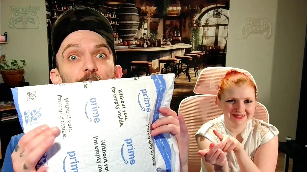 Premium Aimengyingaizimo Thick Fantasy Dildo Unboxing And Masturbation Dirty Talk Vibrator Redhead Couple Pussy Hd Porn (Uncut) - UK Special