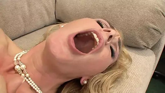 Dilinde lezbiyen aşk - bölüm 7