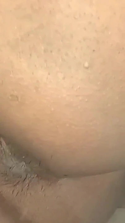 Tanıştığımız ilk gün. Oda çocuğu odama geldi. | Klip 1