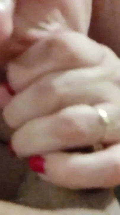 Ağzıma ve boğazıma boşalana kadar sikini emiyorum - POV Blowjob | Clip 2