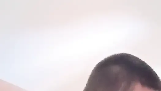 Genç erkek arkadaşımı ye ve kapa çeneni