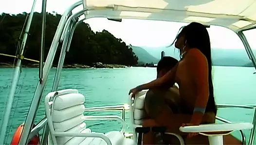 Tamiry Chiavari o kadar azgındı ki tek istediği götünde bir yaraktı