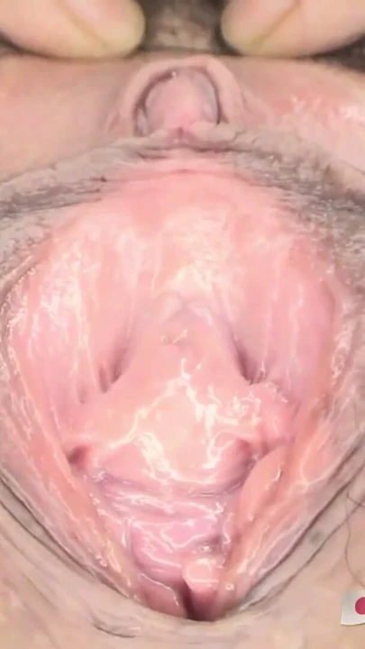 Olgun Japon güzellik yayılır kedi için çük ve Creampie | Klip 1
