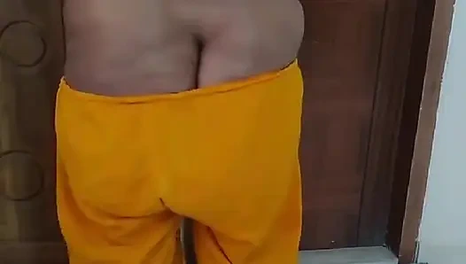 Kayınpeder egzersiz yaparken Hintli kızını sikiyor rani