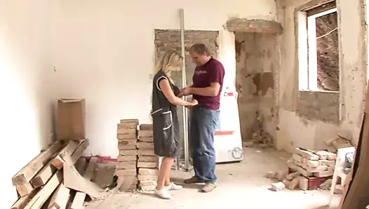 Hizmetçiler bb-video produktion tarafından kanıtlıyor