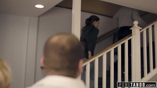 Saf tabu üvey anne-baba ve üvey kardeş hoşgeldin yeni kız kardeş