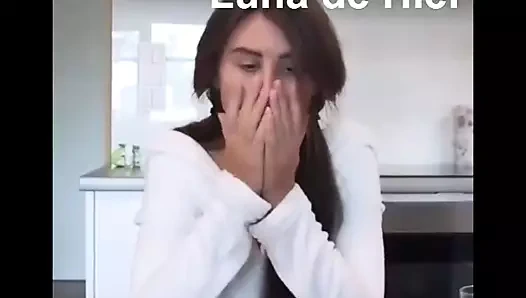 Sacando a la  Perra a pasear.