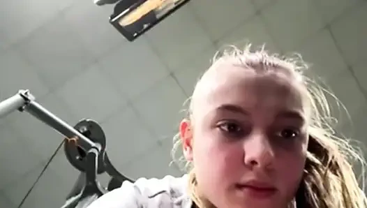 Bouncing natural tits in the gym