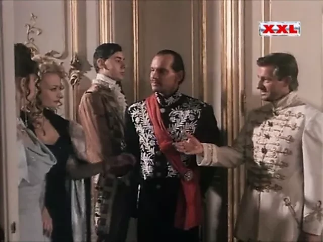 Vedova allegra- tam İtalyan film