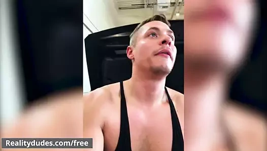 Aston, anka kuşu fallington yayları - halka açık 34 arabada dudes