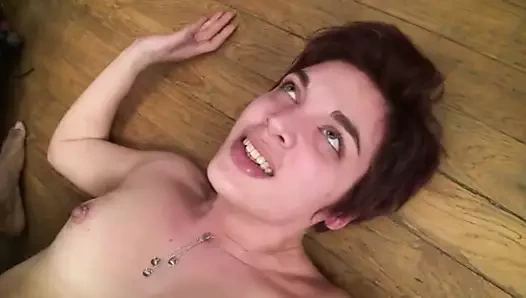 Severine kocasını aldatıyor