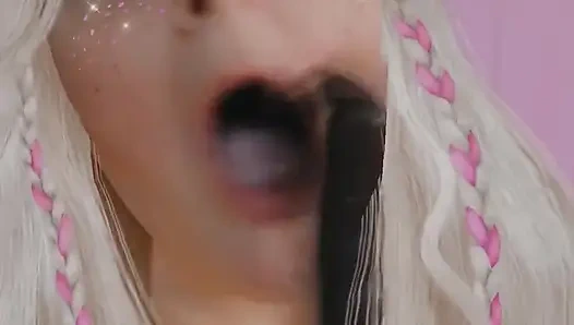 Peter tokatlıyor bu fahişelerin yüzüne boşalıyor