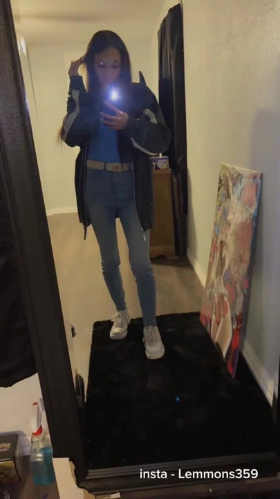 Kıyafetlerimi yırtıp beni sik