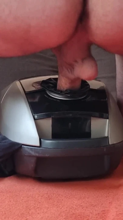 Leather Vacuumpussy Cum