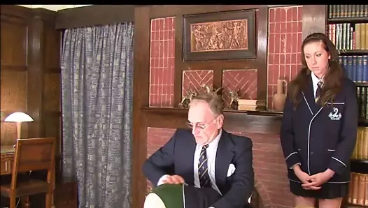 Liseli şaplak attı