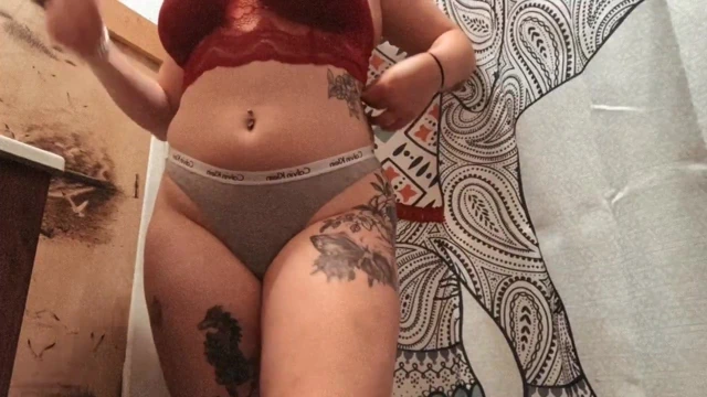 güzel içinde külot