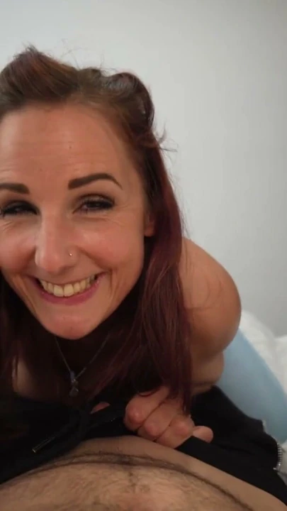 POV azgın Ellisabeth sikime ve döllerime ihtiyacı var | Clip 1