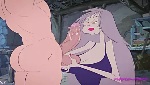 Bu benim kızım olabilir. o büyük yarak ve travestileri olan erkekleri seviyor