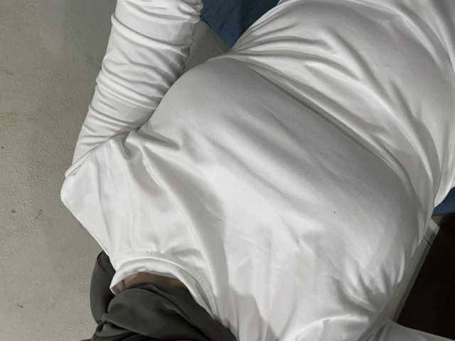 B.J. karısı işteyken evde patrondur.