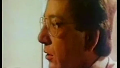 Yunan porno aggeloi tis diastrofis (1983)