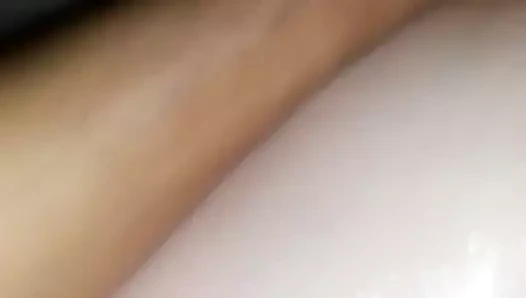 Koca götlü beyaz kız amcığımı yırtıyorum diyor lol