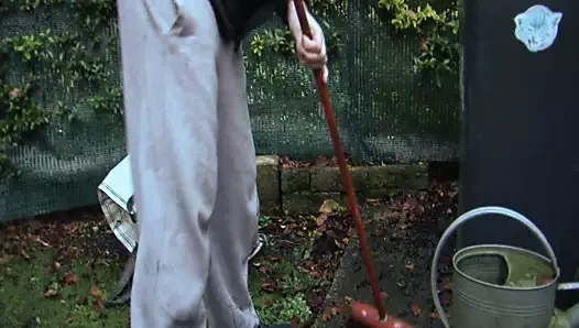 Çiftçinin kızını siktim nisan desenli – ingiliz sikişi