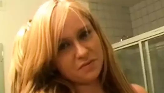 Mükemmel amatör kızıl ile harika memeler