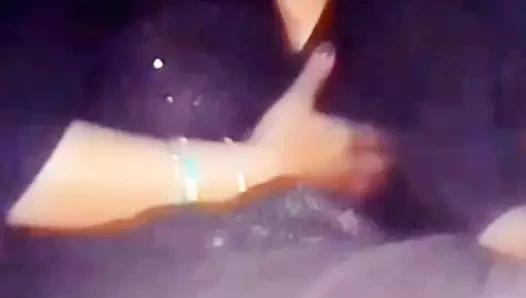 Brinjal'ı ateşli indirime sok ama içine gitmedi ba josh me andar bagan dala discount dard kar laga par josh mein dil nahi maine dobara dala tree