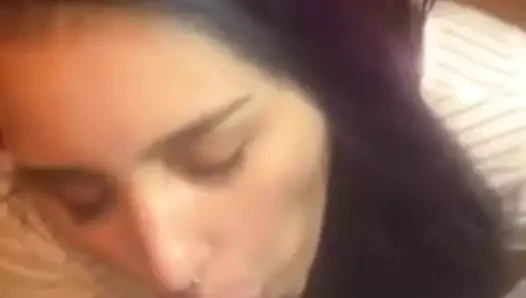 Esmer üzerinde benim çük