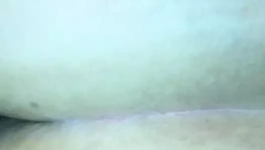 İri güzel kadın fahişeyi domaltarak sikiyor