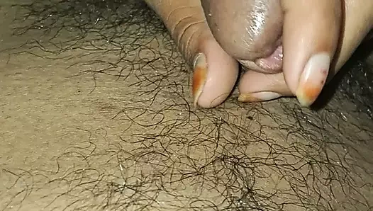 Madhu yengenin ağzını sikiyor çok seksi