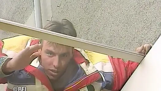 Rujlu amcıklar - sonja banyoda