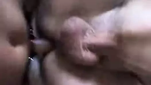 O bir strapon ile alır