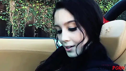 Noelle Onu Susturmak Için Üvey Babasını Sikiyor