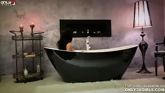 Only3x kızlar sunar - şehvetli shalina devine Mastürbasyon