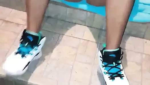 Gerçek seks baldızımı çok iyi sikiyorum, götünü emdim diye beni sikmeye geliyor. Gerçek seks.