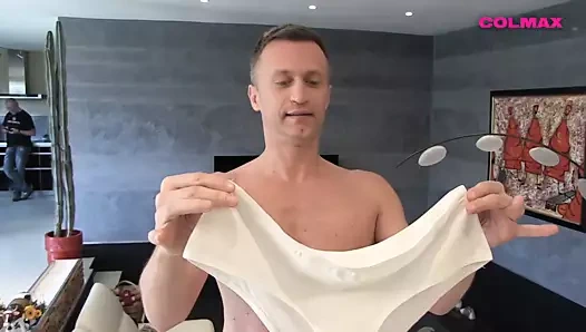 Lucie kramers, seksi sekreter, patronu tarafından çuvalladı