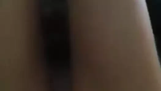 Mme se caresse pour son amant