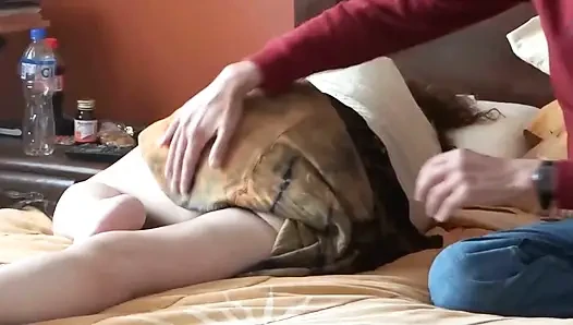 Üvey anne üvey oğlunun büyük yarağının tadını çıkarıyor