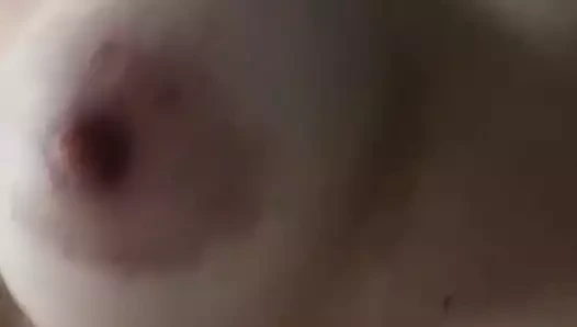 Zıplayan göğüsleri