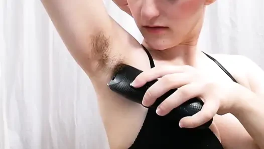 Hairy Camgirl Sniffs and Shaves Armpits