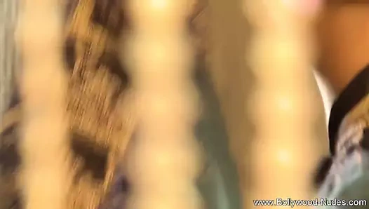 Seksi bebek itibaren erotik Hindistan dances için bizi