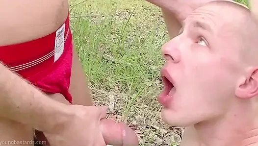 Açık havada harika bir yumruk sokma